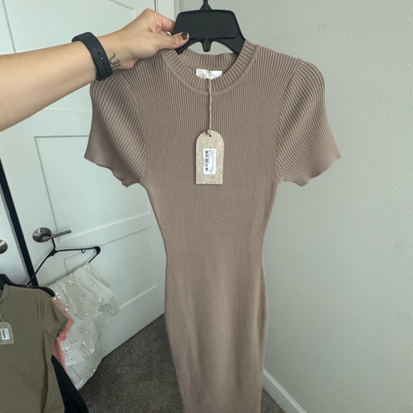 4 dresses for sale! - Picture 10 of 12